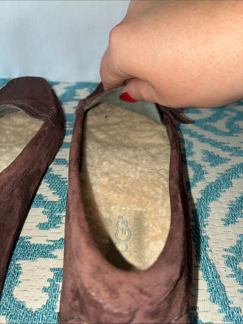 UGG Women’s Dark Brown Suede Shearling-Trim Loafers Sz 8
